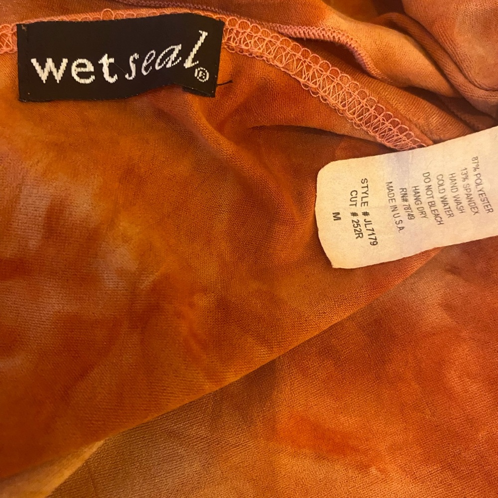 Tie-Dye Women's Top Peach 🍑 color by Wet Seal - Picture 6 of 7